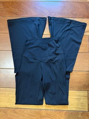 aerie Black Wide-Leg High-Rise Yoga Pants